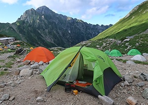 山の「住」をトータルでサポートするニーモのテント泊装備【ニーモ 