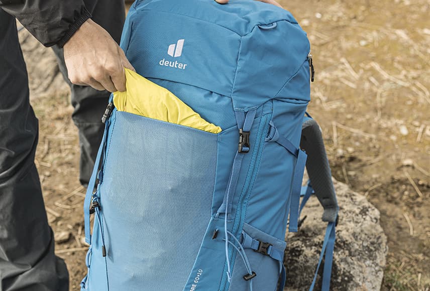 エアコンタクト 23 Deuter ドイター Aircontact Core 45+10 SL エアコンタクト コア 45+10 SL  （2444）ジェード×グラファイト【ザック/バックパッ ク/45 L+10/登山】