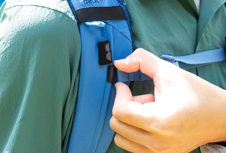 チェストストラップ